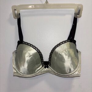Y2K 2003 Victoria's Secret Satin Bra with Green and Black Bows & Lace
